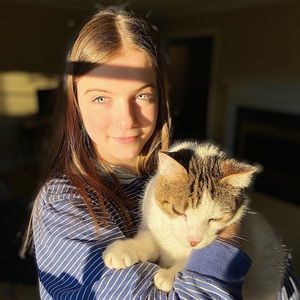 Meet your Posher, Leah